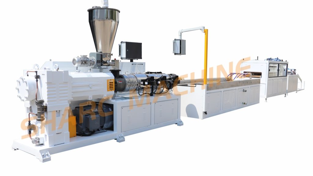 Twin screw extruder for WPC floor profile making machine